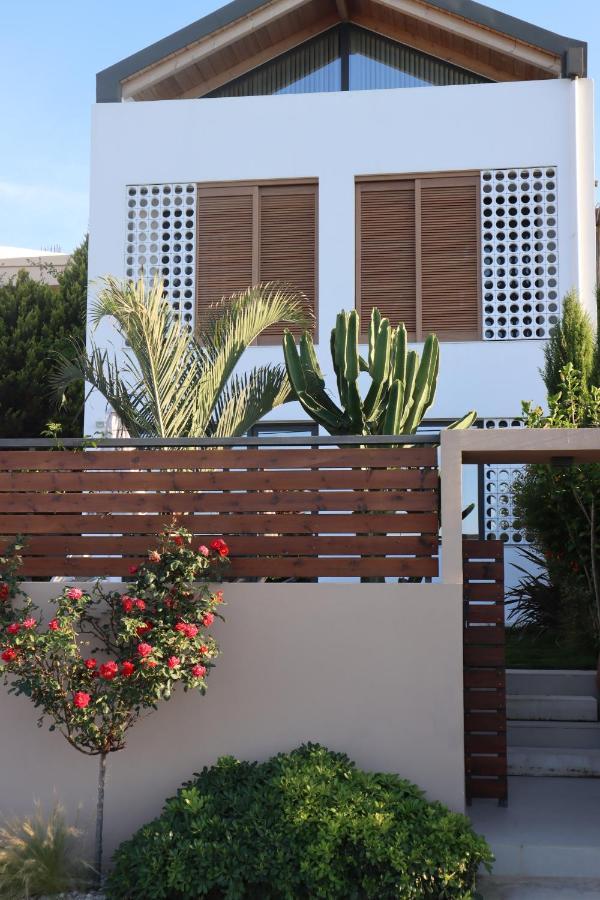 Fos Villa, A Luxe House With Private Heated Pool Galatás Exterior foto