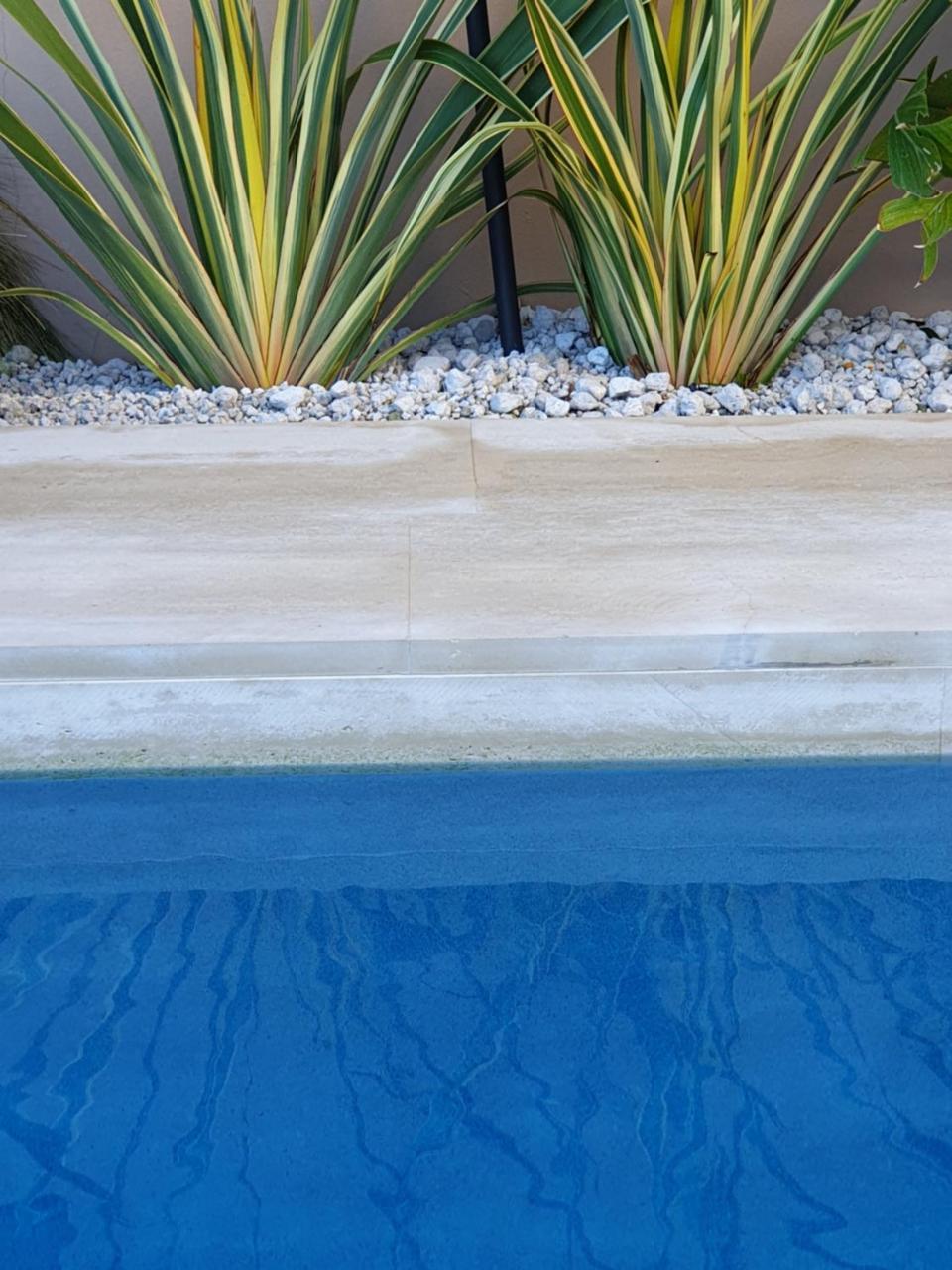 Fos Villa, A Luxe House With Private Heated Pool Galatás Exterior foto