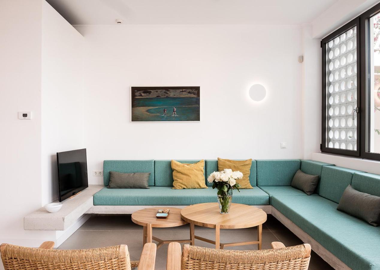Fos Villa, A Luxe House With Private Heated Pool Galatás Exterior foto